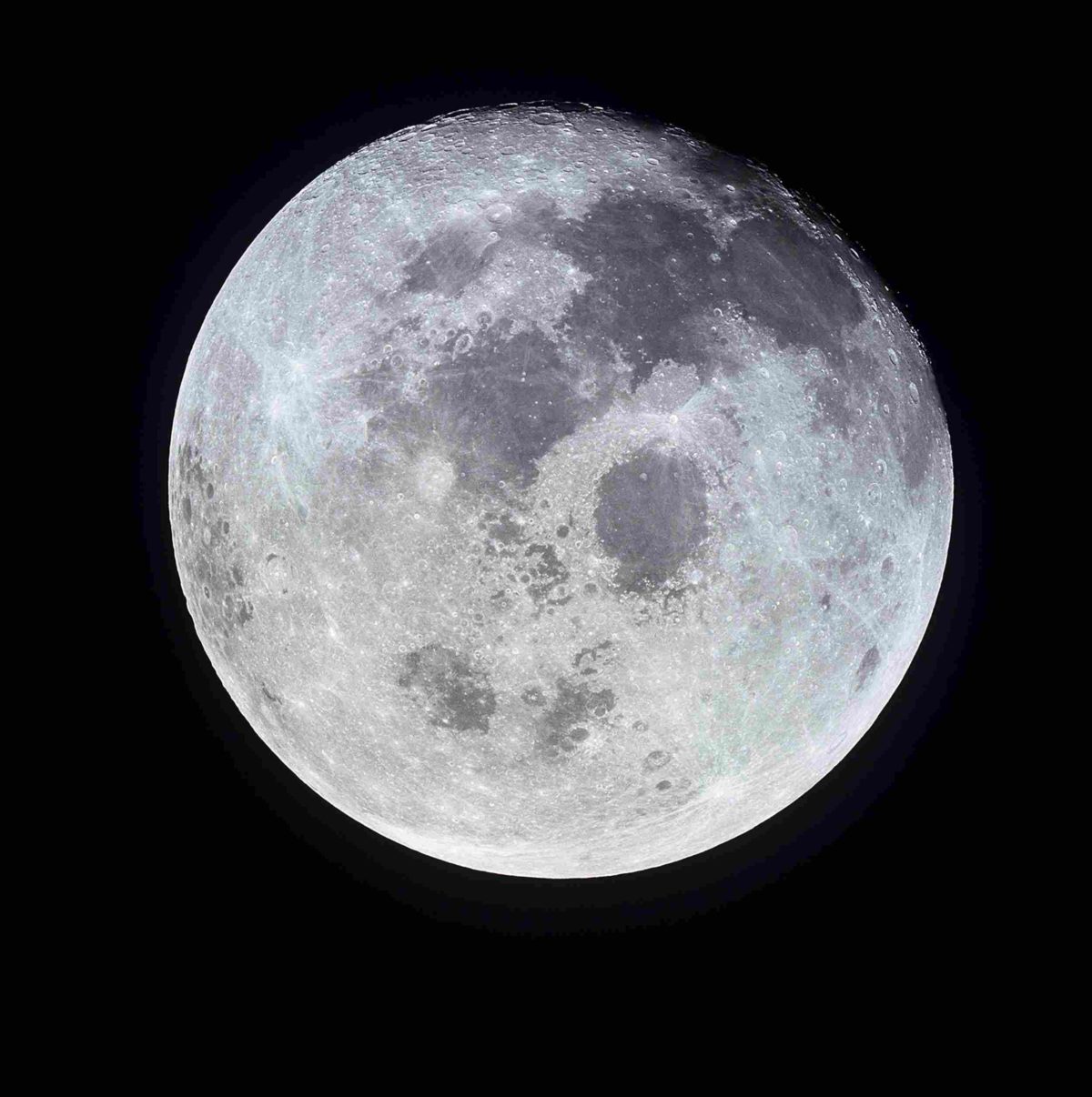 moon_09-1200x1206.jpg